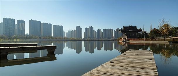 回合制策略战术《战锤40K：机械神教2》中文实机预告